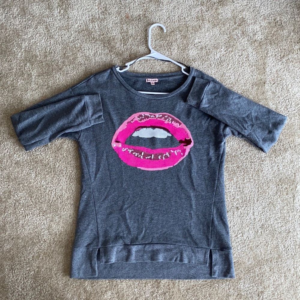 Y2K Juicy Couture Gray/Pink Sequin Lip Design Long-sleeve Shirt/Light Swearer